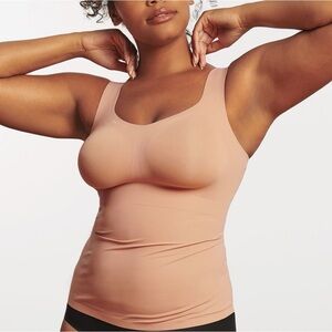 Evelyn & Bobbie DEFY BRA TANK 2X